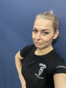 Na zdjęciu założycielka siłowni strongbodybym - Anna Konecka.